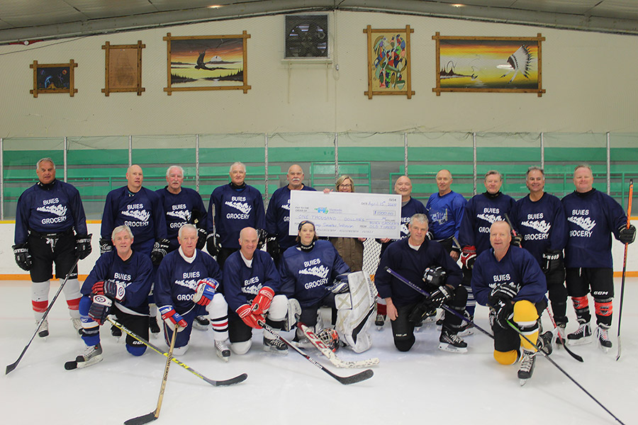 Oldtimers Hockey Team Donates to IV Pump Campaign