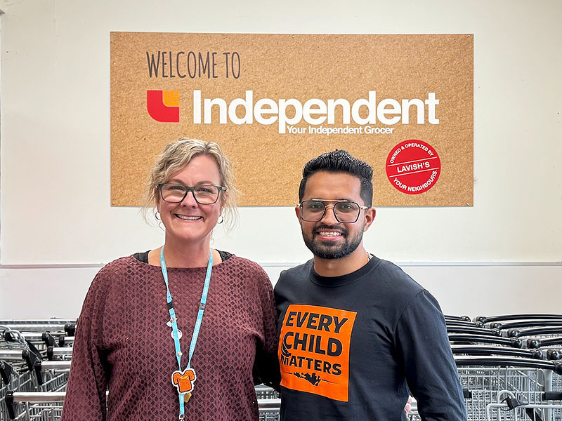 Lavish’s Your Independent Grocer Raises $2,440 for Manitoulin Health Centre’s “Smart Infusion, Smarter Care” Campaign